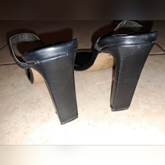 Express heels - Picture 2 of 9